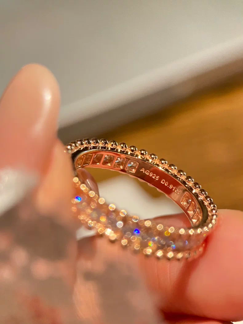 Van Cleef & Arpels Full-Pavé Ring