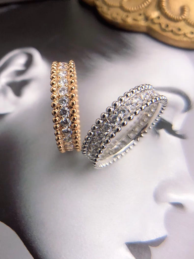 Van Cleef & Arpels Full-Pavé Ring