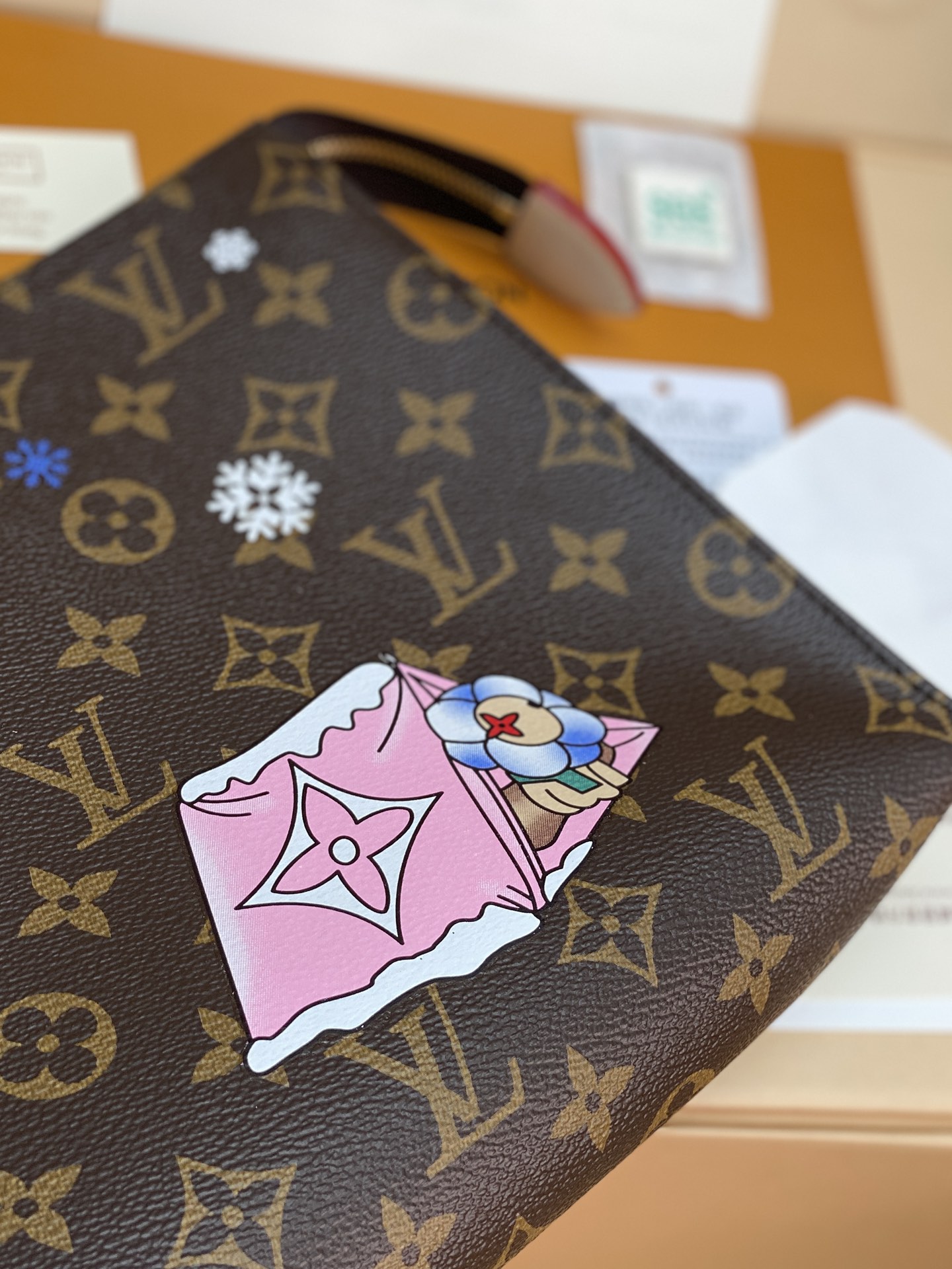 LOUIS VUITTON M15357 Trio Toilet Pouch