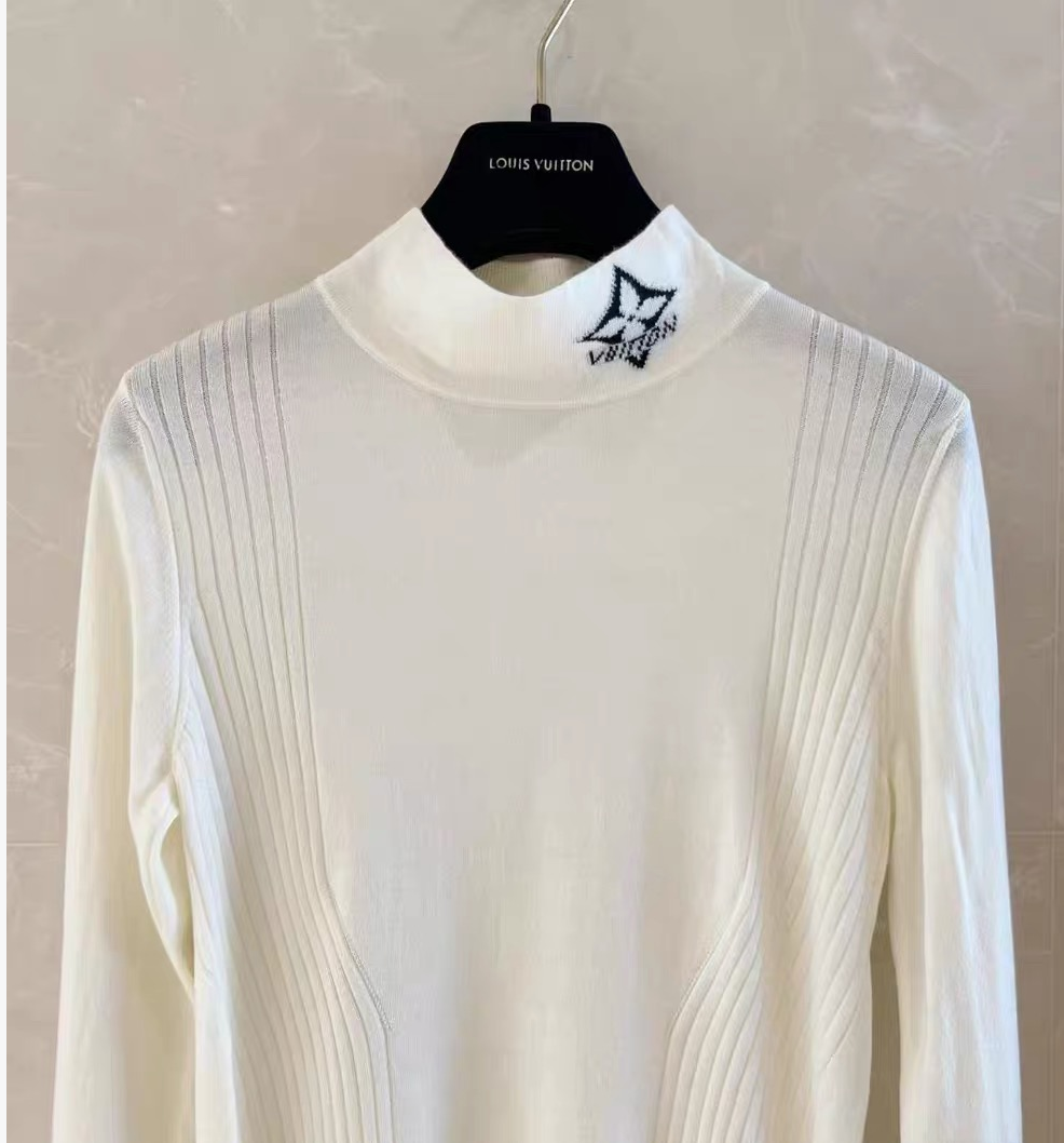 LV High-neck Merino Wool & Cashmere Blend Base Layer