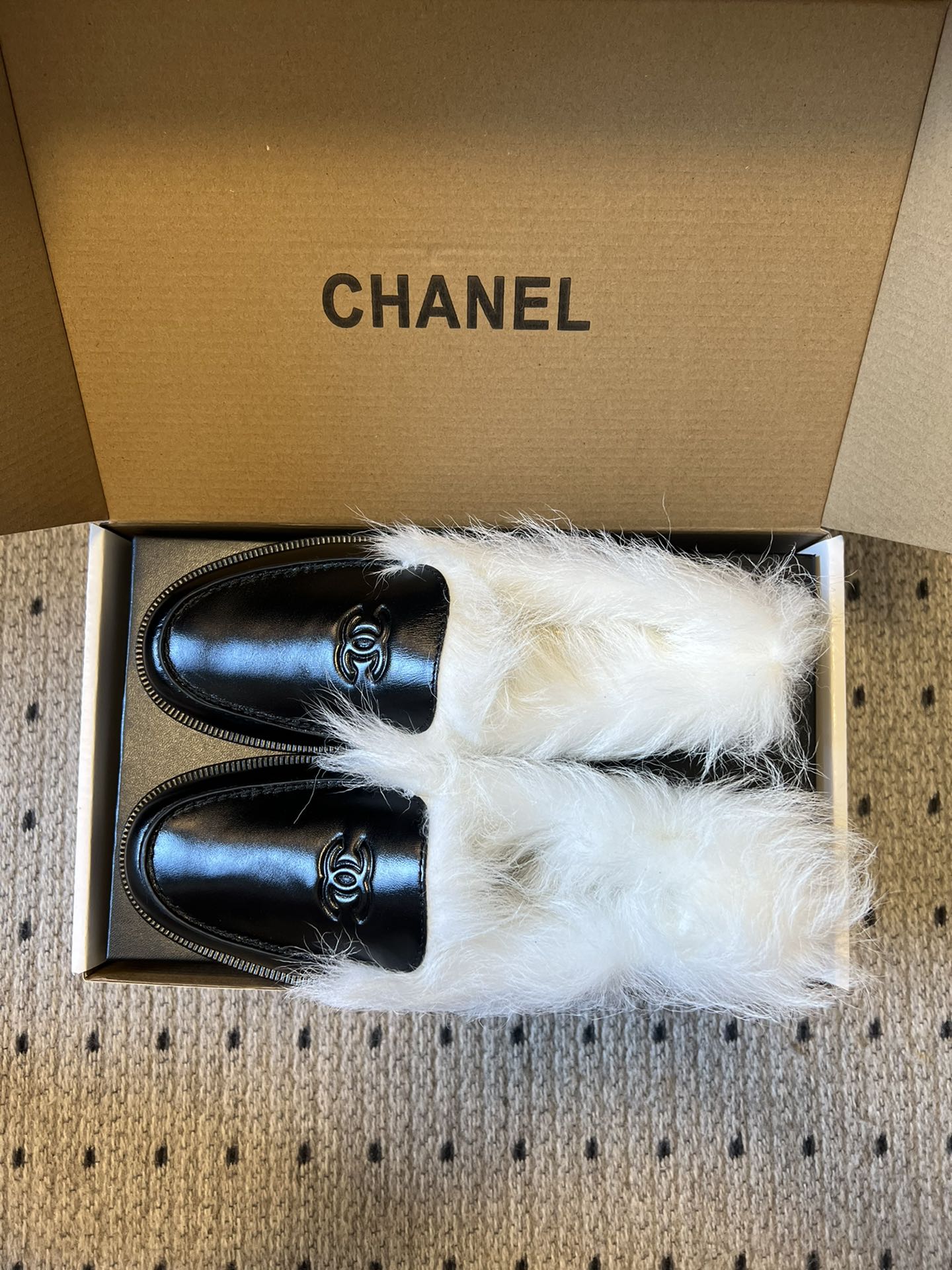 Chanel 25SS Loafers