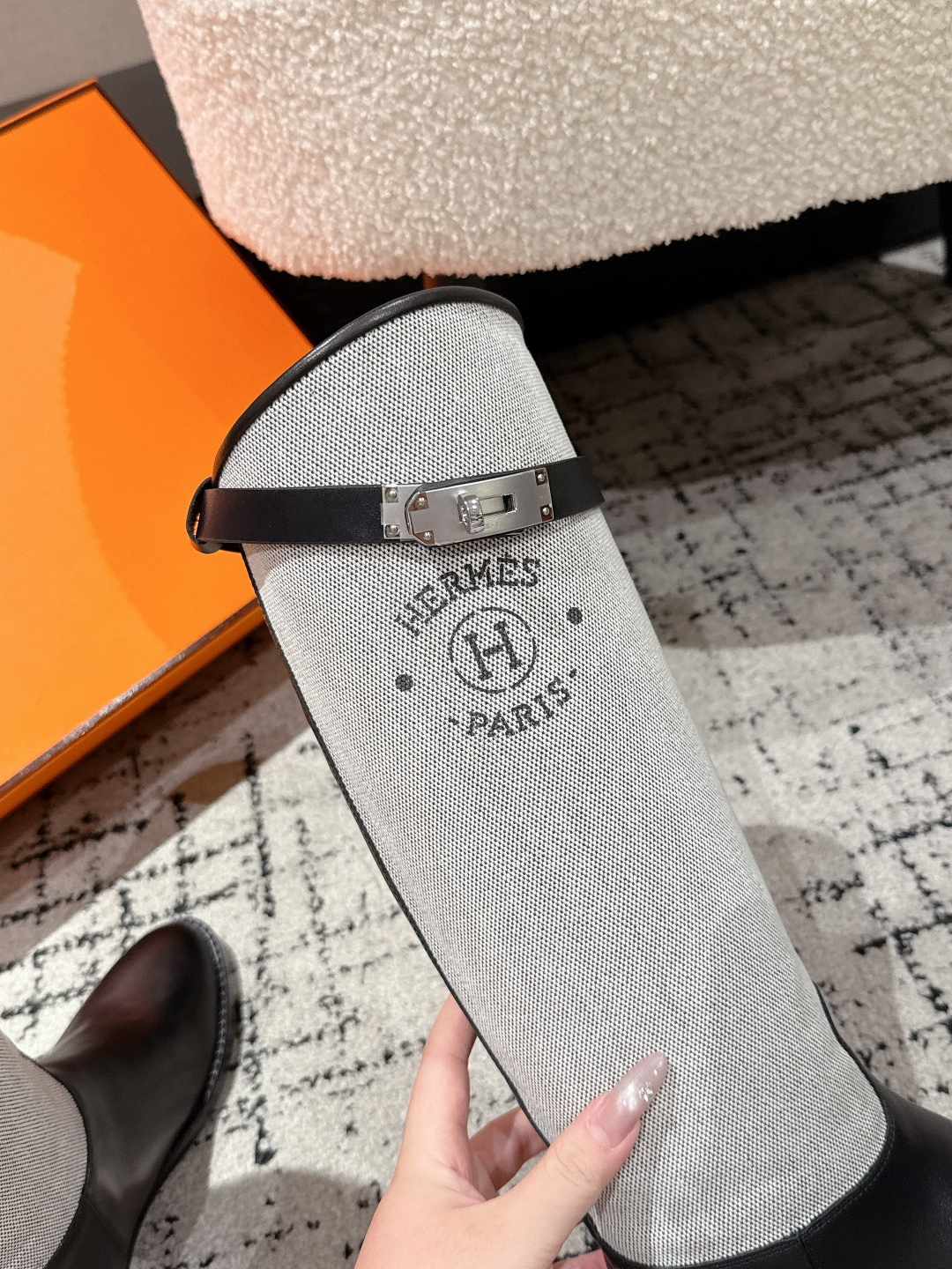 Hermès 25 / Kelly Buckle Knee-High Boots