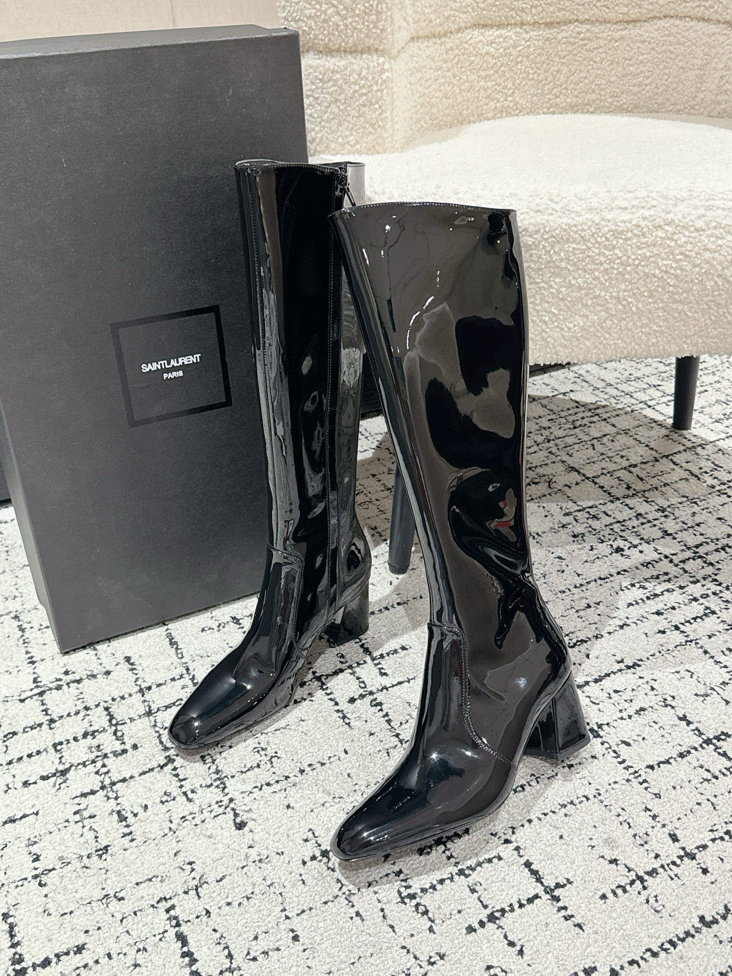 Saint Laurent YSL 25 / Square Toe High-Heel Boots