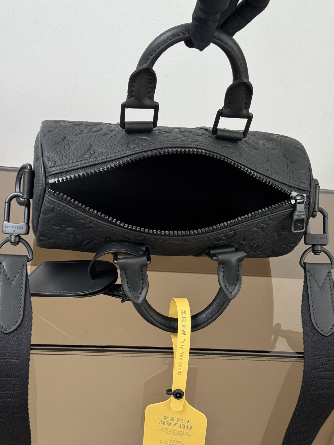 LV M20900 Keepall Bandoulière 25