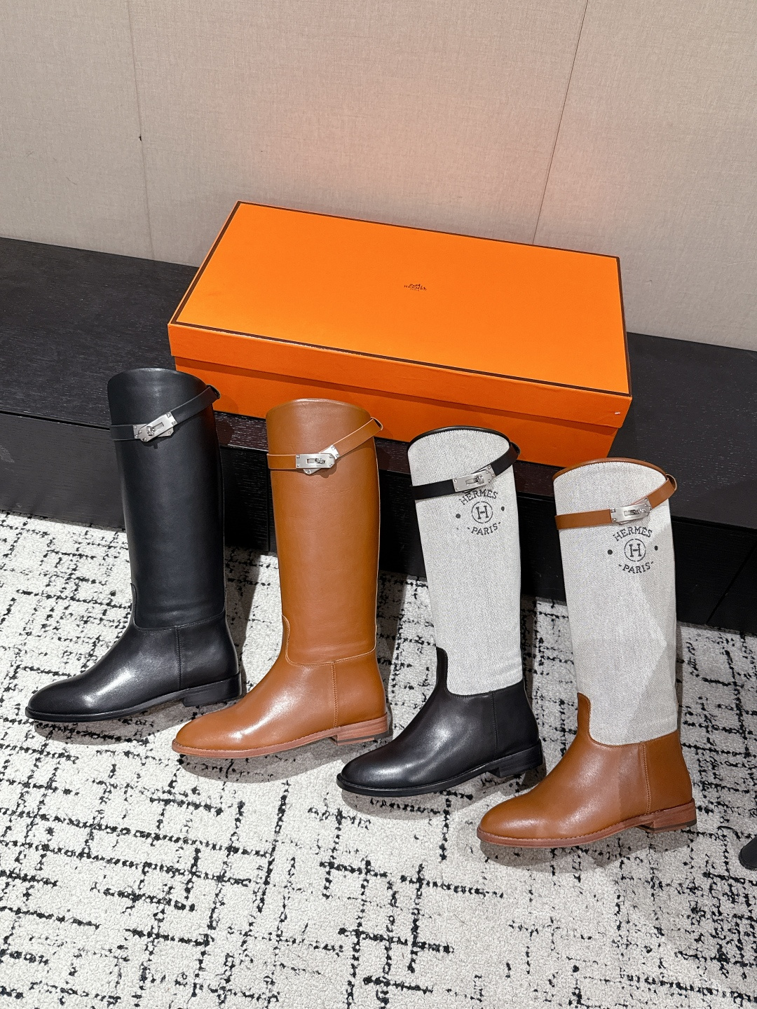 Hermès 25 / Kelly Buckle Knee-High Boots