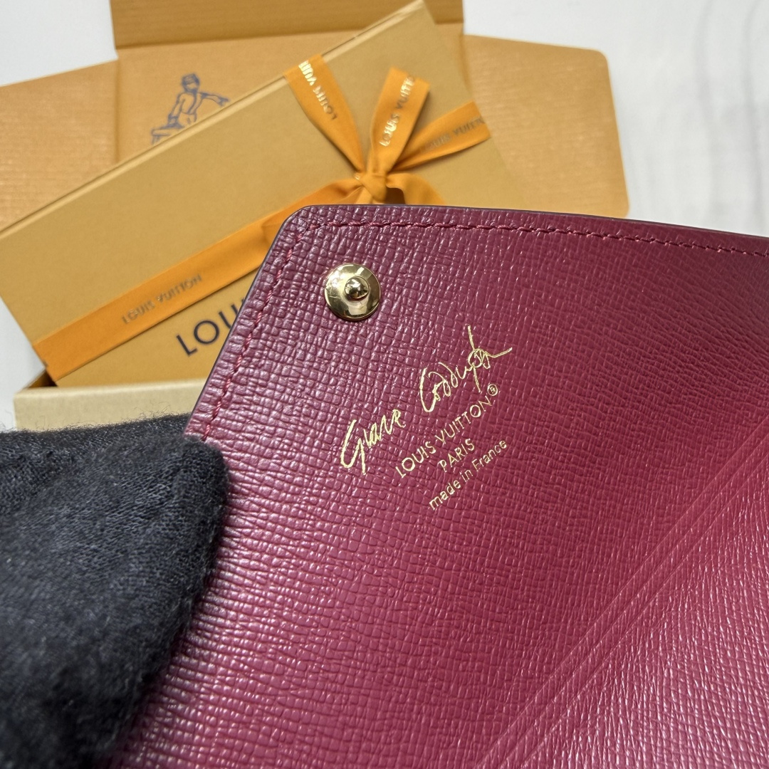 LV  M25760 Kirigami Pochette