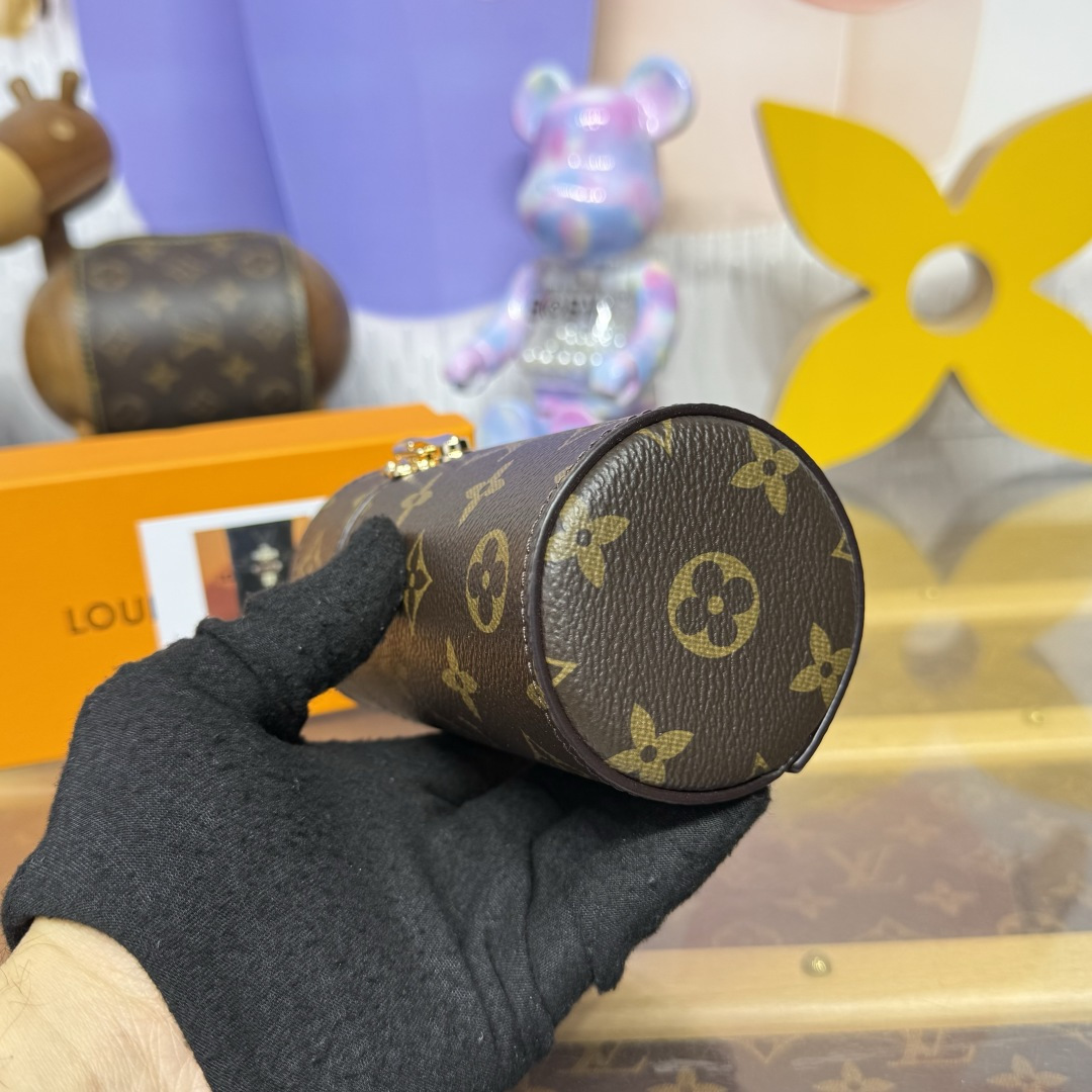 LV  S0153 100ML Travel Case