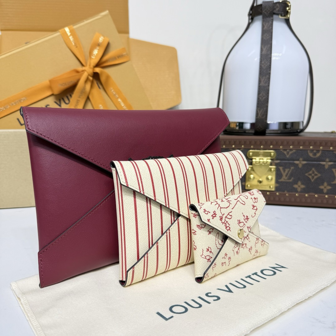 LV  M25760 Kirigami Pochette