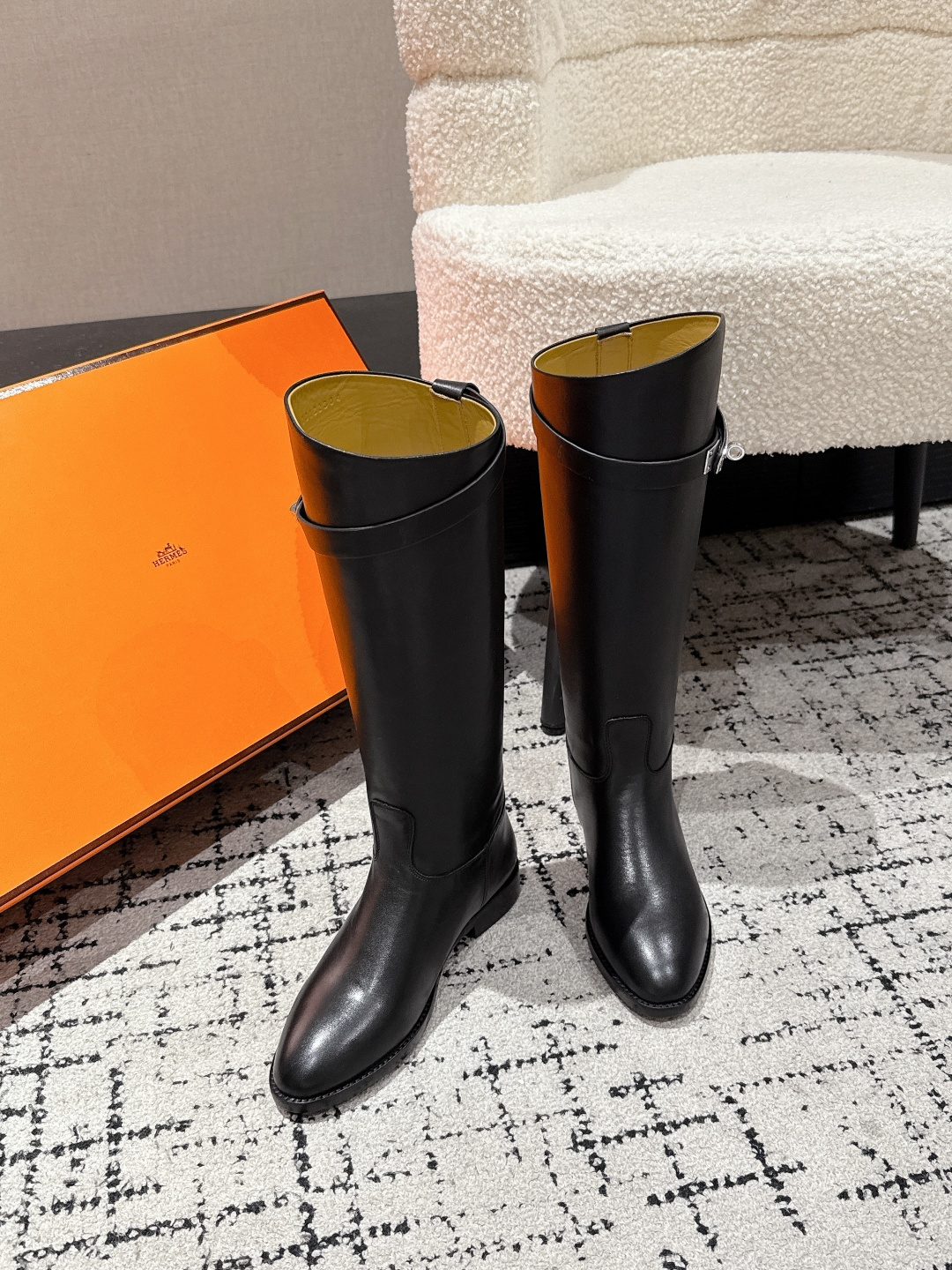 Hermès 25 / Kelly Buckle Knee-High Boots