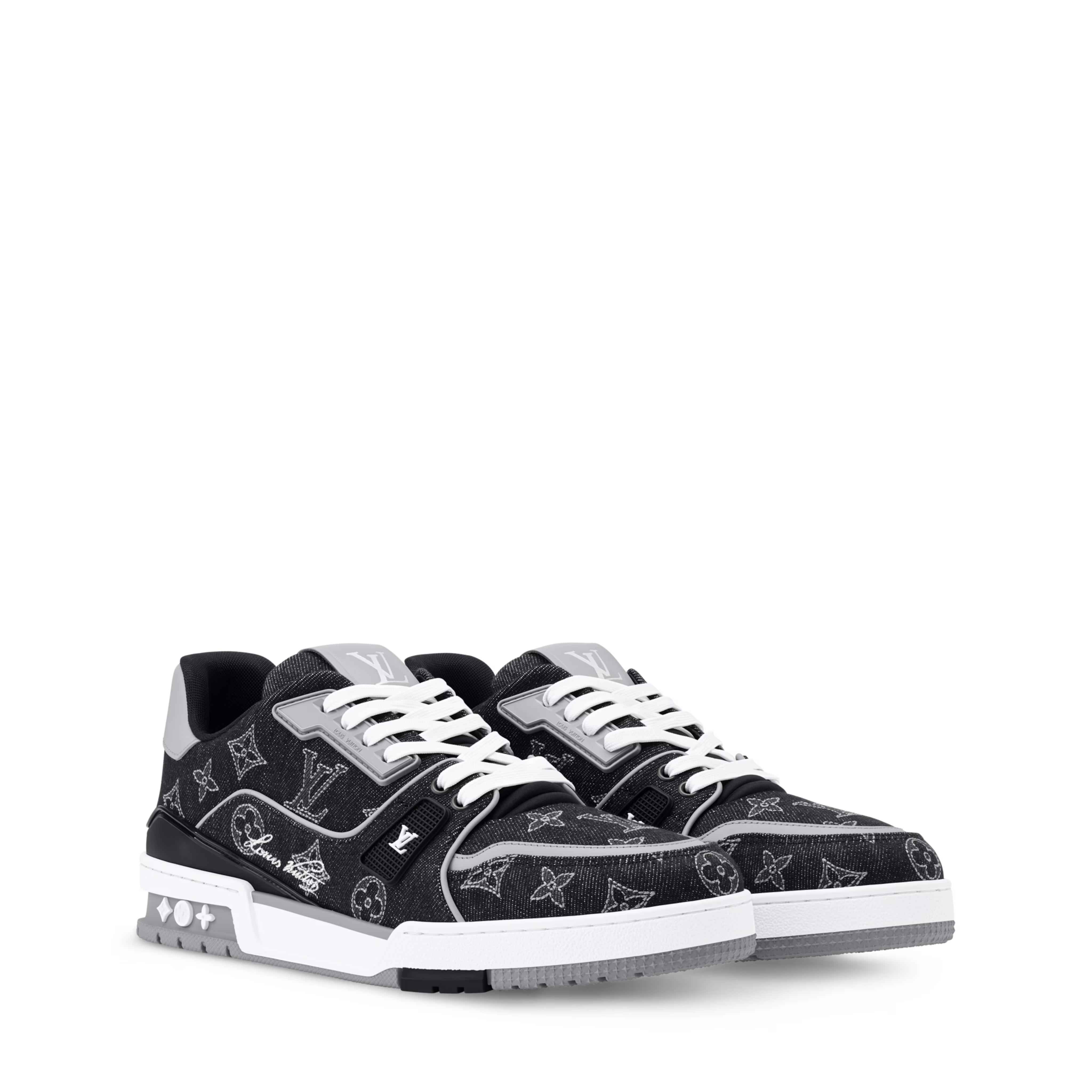 LV 1AJ334 LV Trainer Sneaker