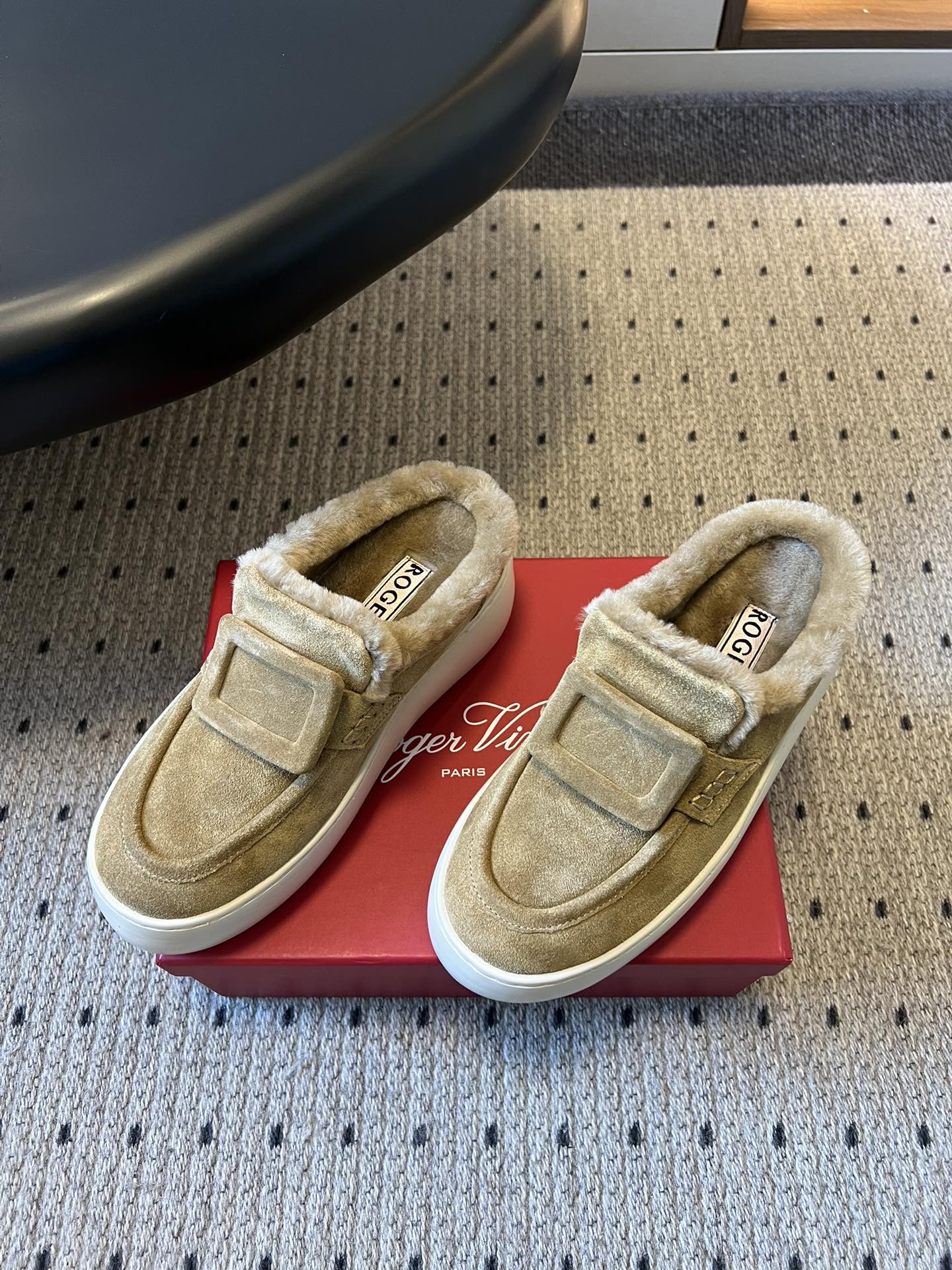 Roger vivier Viv' Up Mules in suede