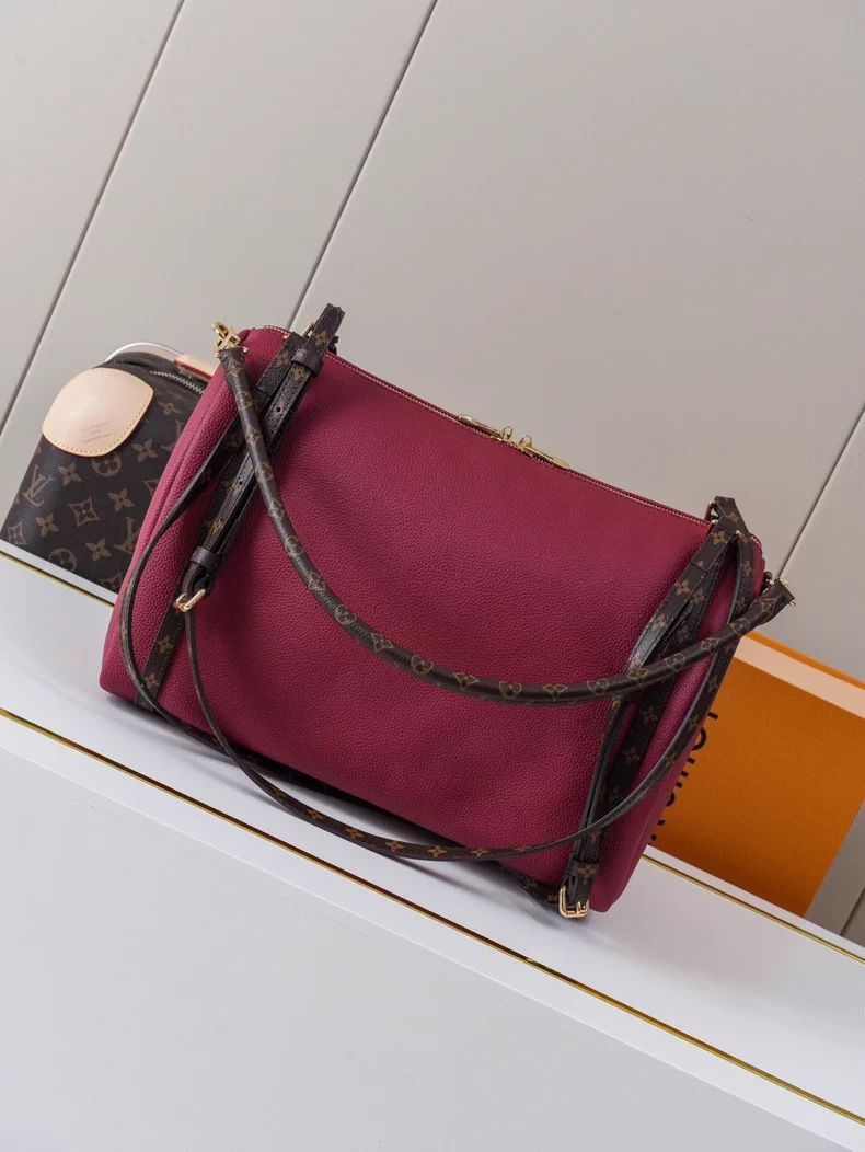 LOUIS VUITTON M27689 Express MM