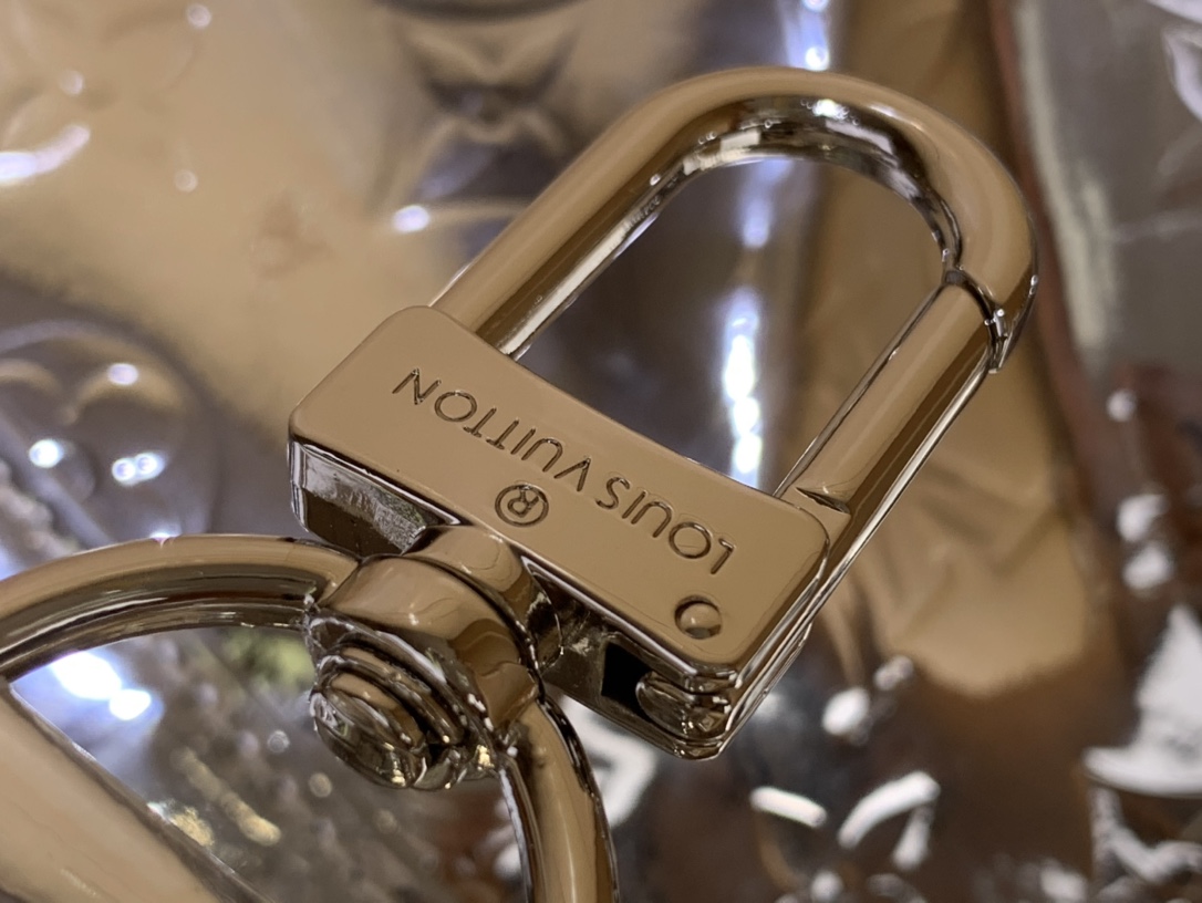 LV  Ski Keepall Bandoulière 45 M26766