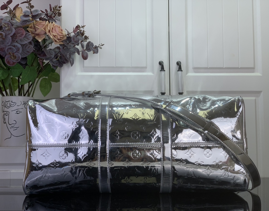 LV  Ski Keepall Bandoulière 45 M26766