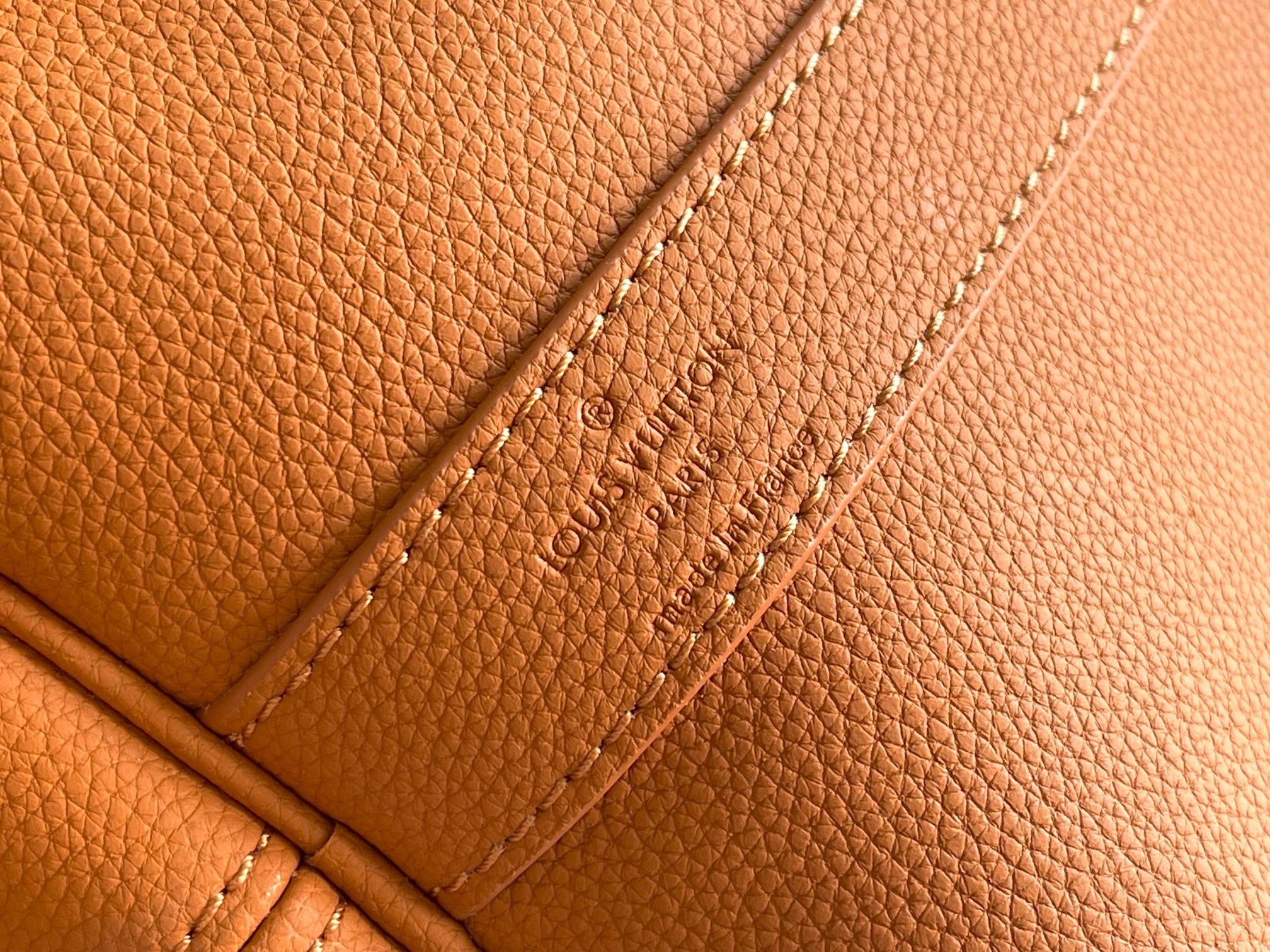 LOUIS VUITTON Keepall Bandoulière 50 Travel Bag