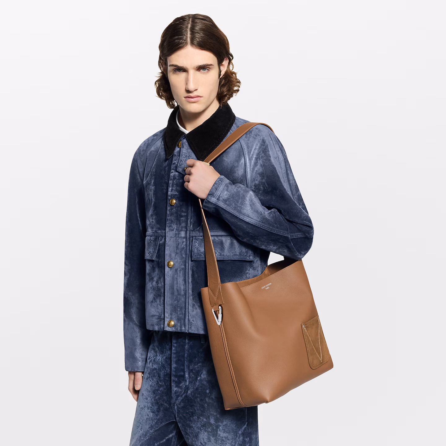 LV M27022 Verso Hobo
