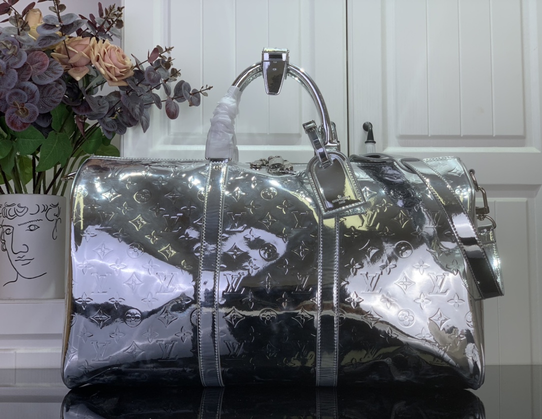 LV  Ski Keepall Bandoulière 45 M26766