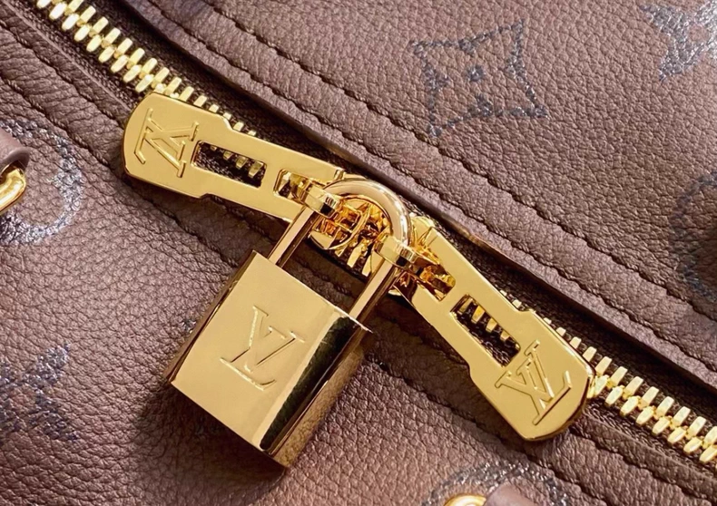 LOUIS VUITTON M26691 Speedy Bandoulière 25 Bag