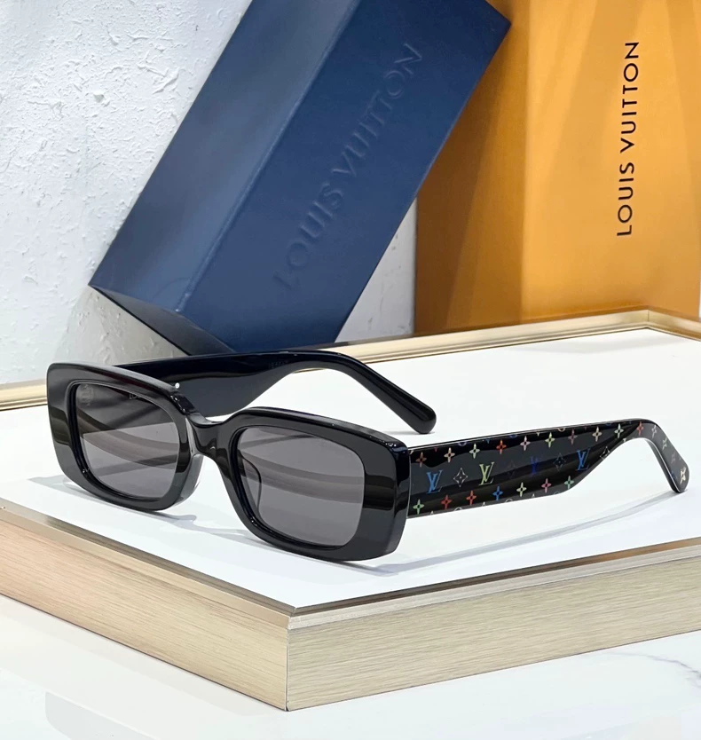 LOUIS VUITTON Z2709E LV x TM Multigram Cat Eye Sunglasses