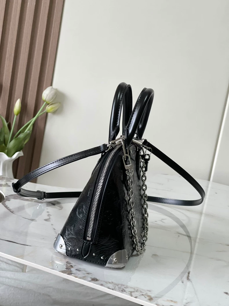 LOUIS VUITTON M27812 New Alma Trunk BB