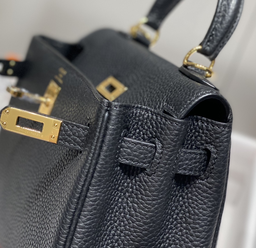 Hermès KELLY Bag Black