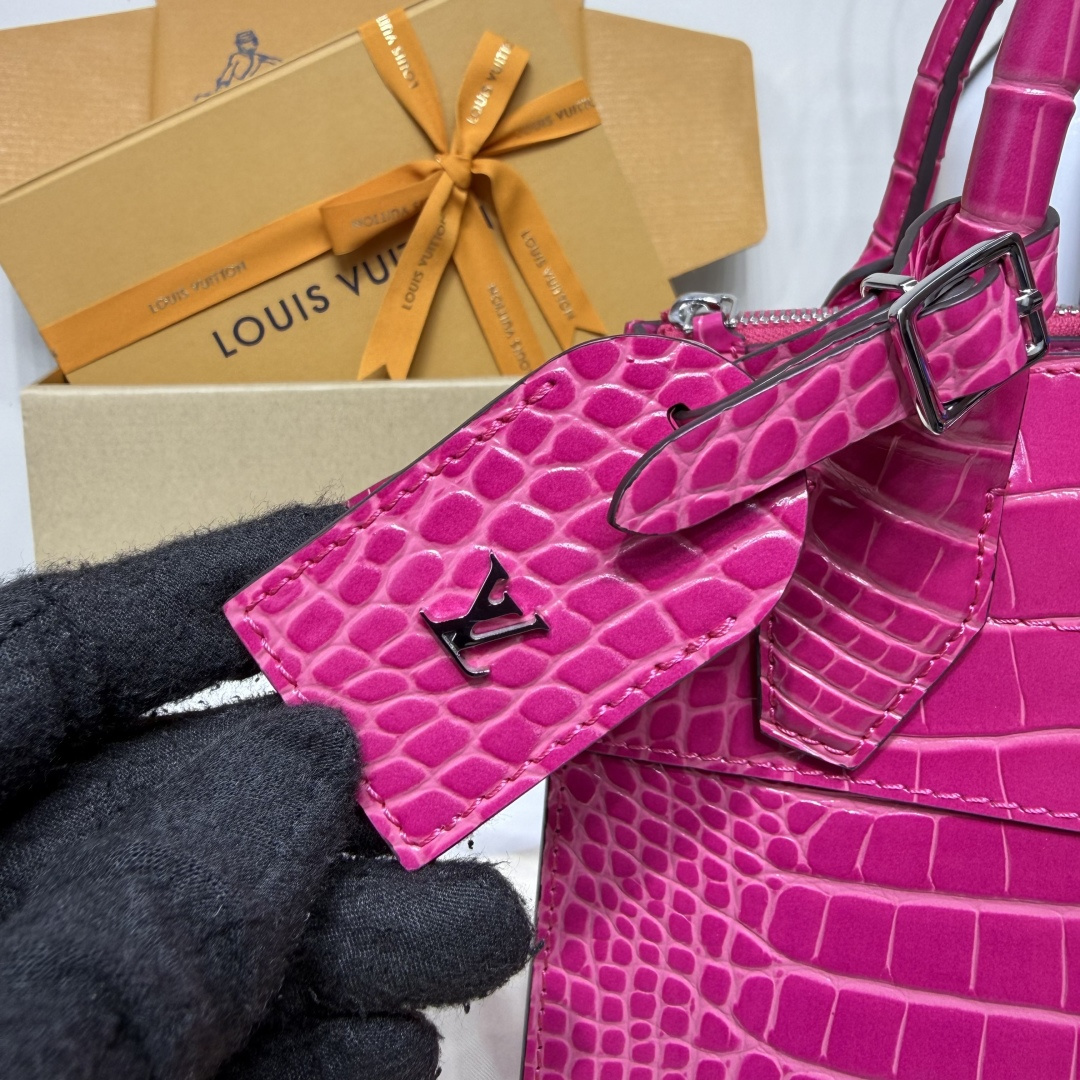 LOUIS VUITTON City Steamer