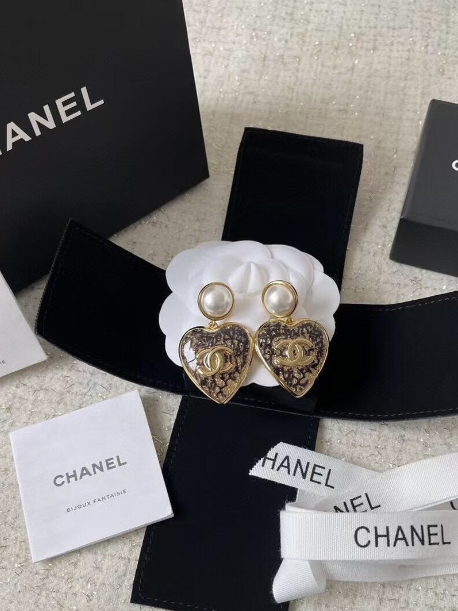 Chanel Black & Gold Lace Heart Pearl Earrings