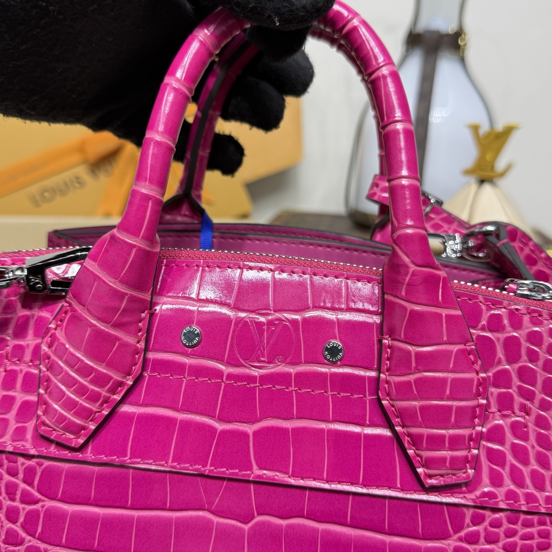 LOUIS VUITTON City Steamer