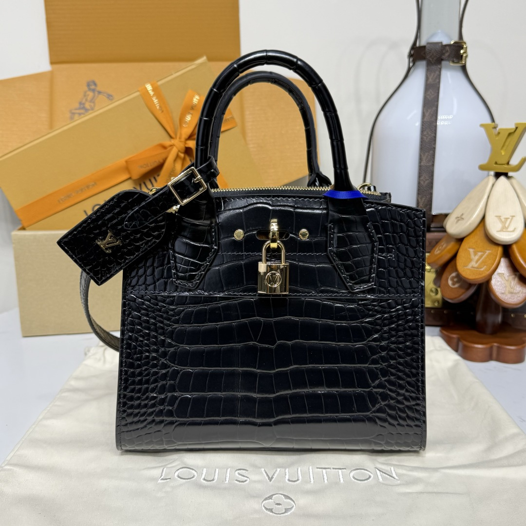 LOUIS VUITTON City Steamer