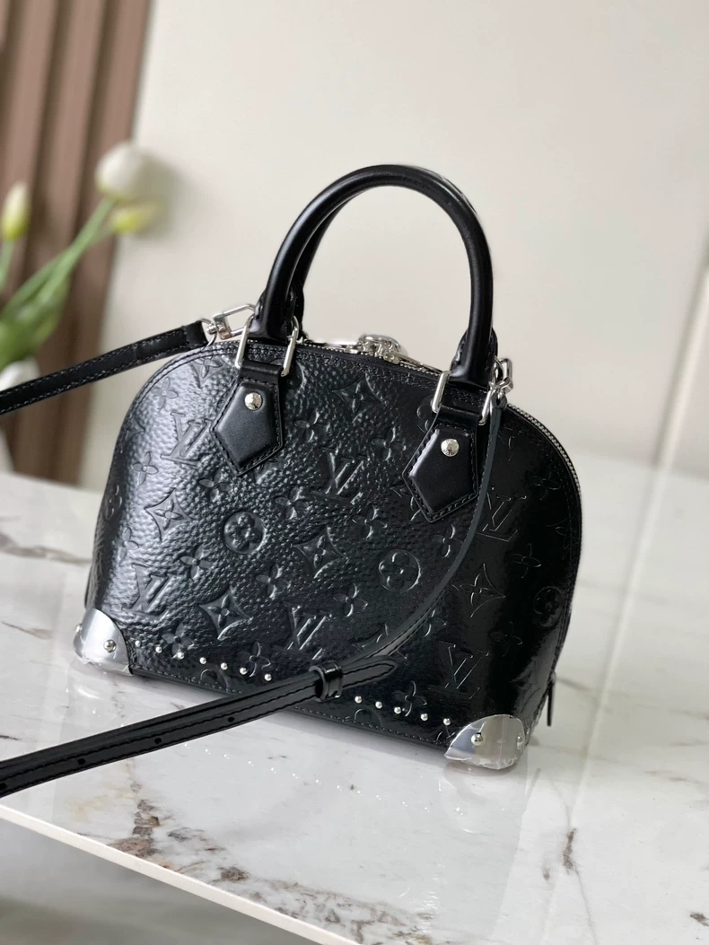 LOUIS VUITTON M27812 New Alma Trunk BB