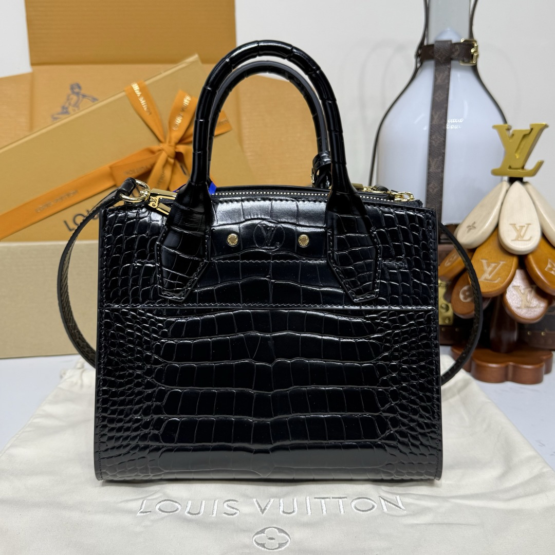 LOUIS VUITTON City Steamer