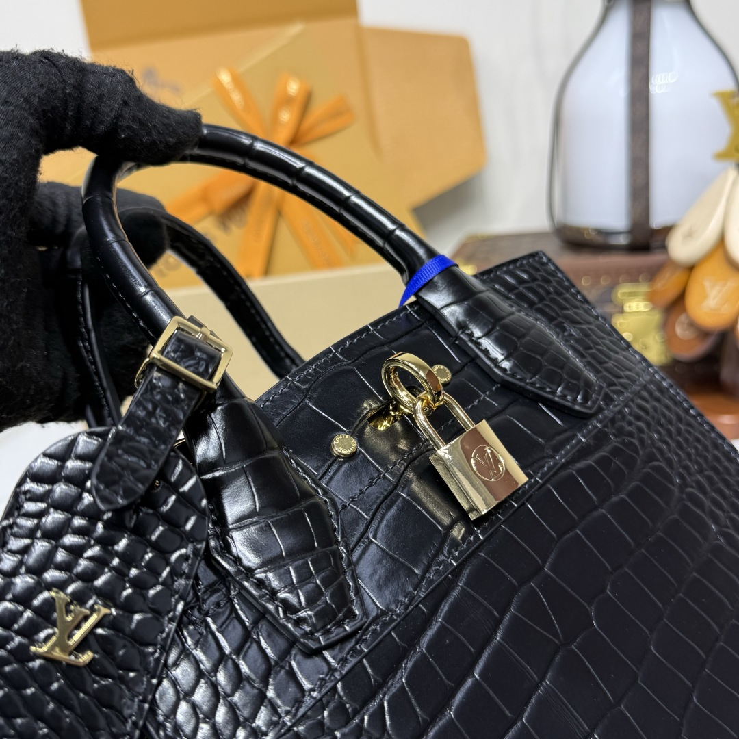 LOUIS VUITTON City Steamer