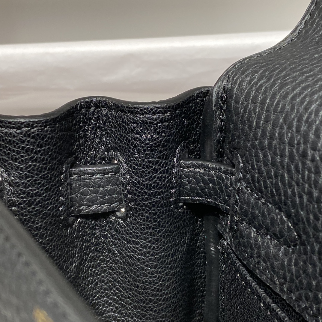 Hermès KELLY Bag Black