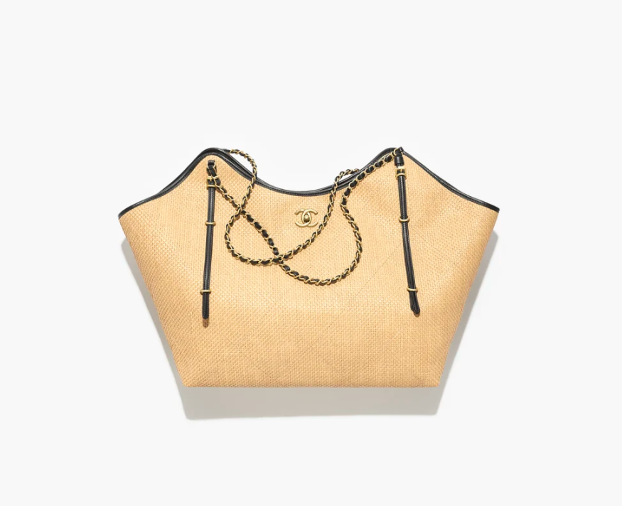 Chanel Cruise 2025/26 Maxi Shopping Bag