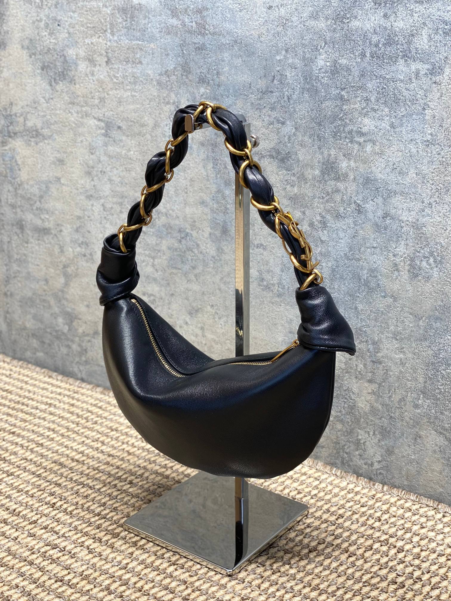 Saint Laurent AMALIA hobo in lambskin