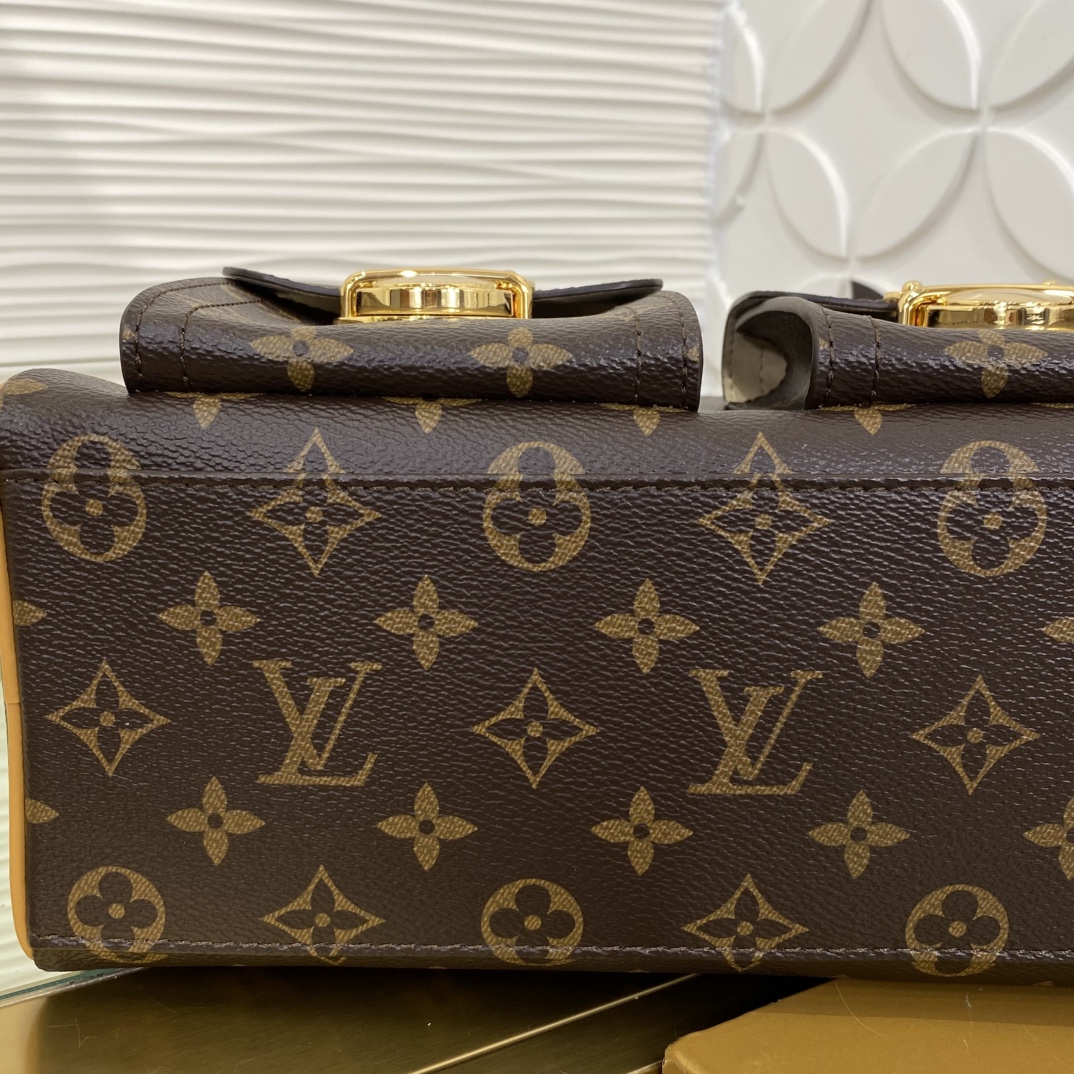 Louis Vuitton Monogram Canvas Manhattan PM