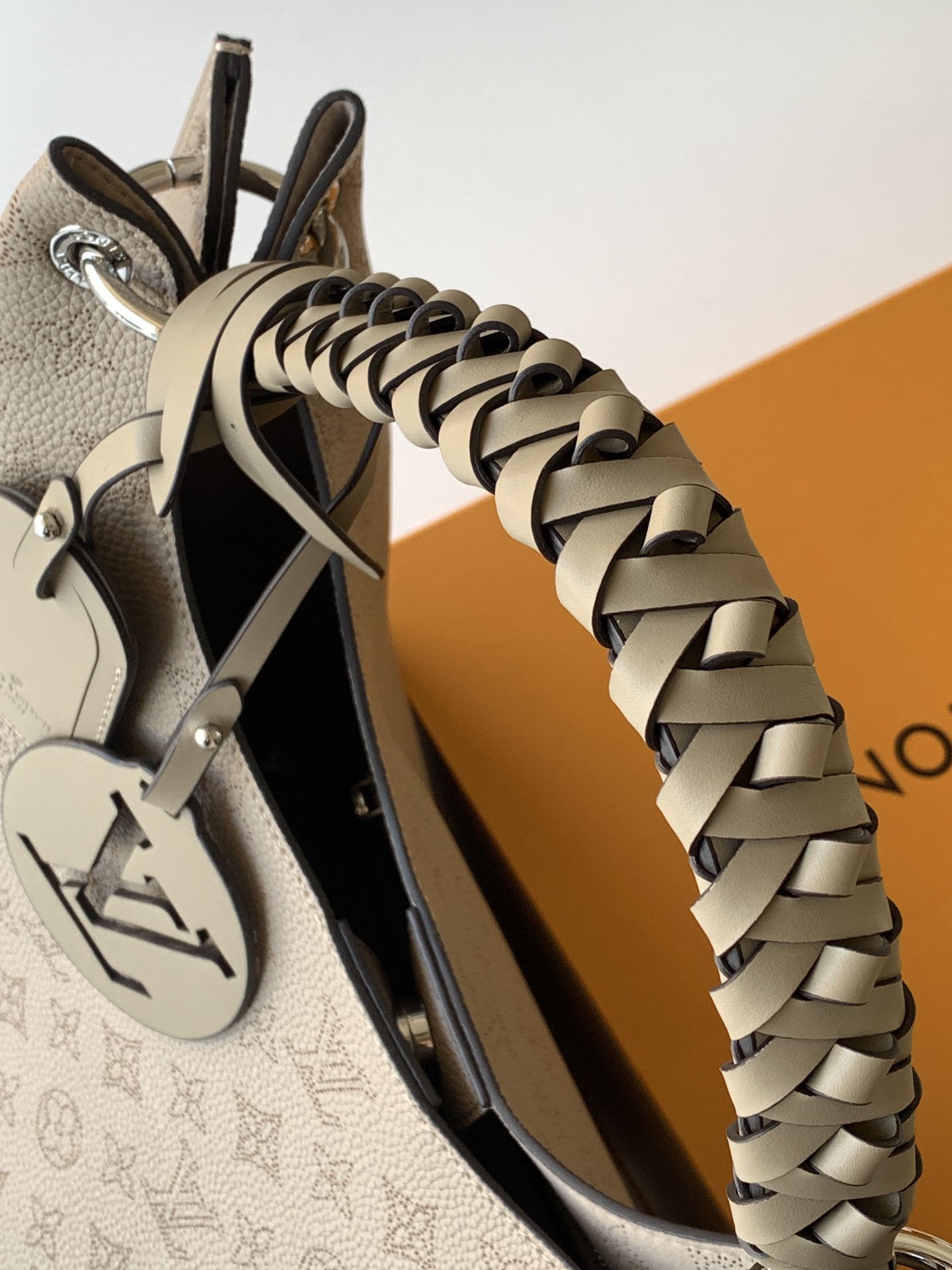 LOUIS VUITTON M21775 Sac Carmel