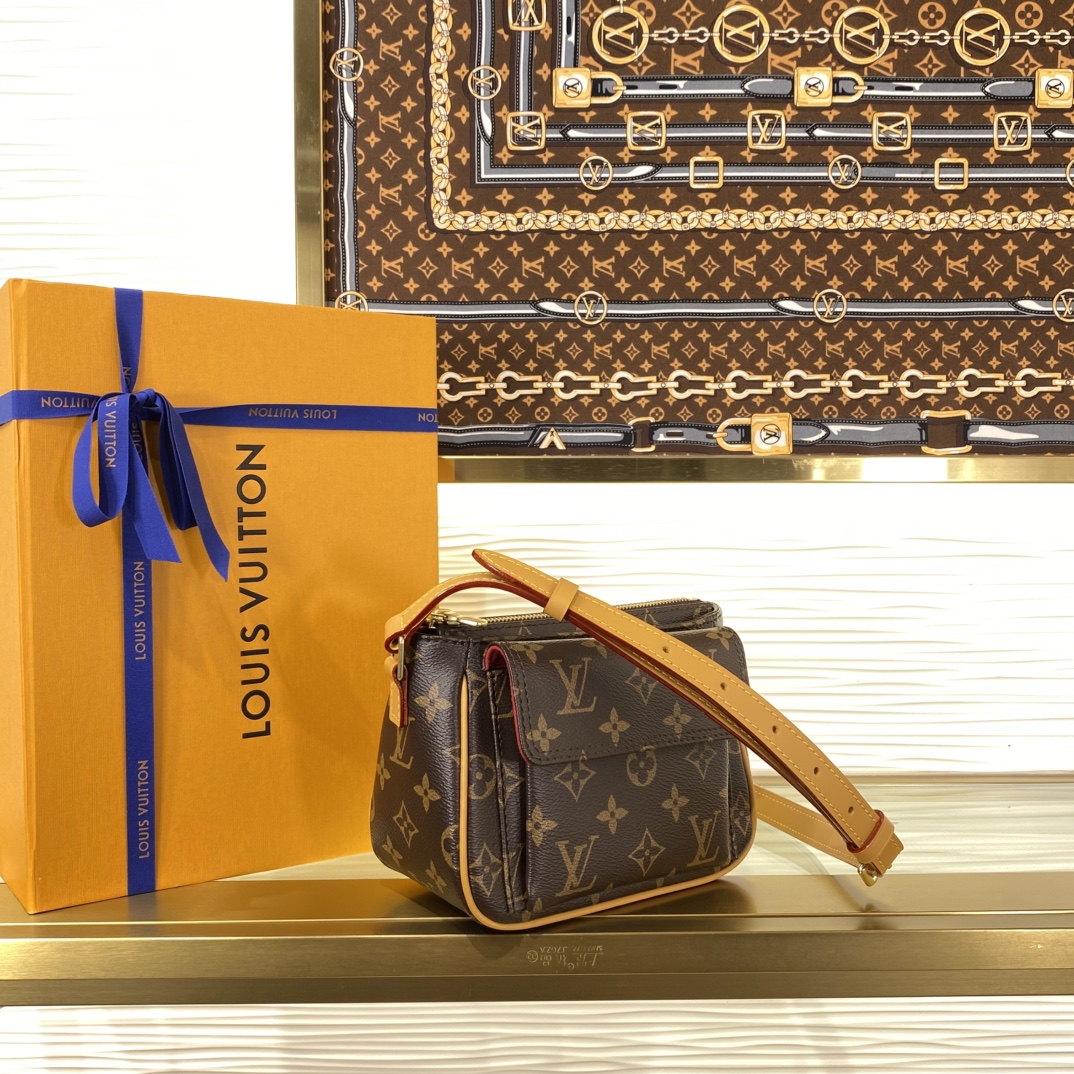 Louis Vuitton M51165 Monogram Viva Cite PM shoulder bag