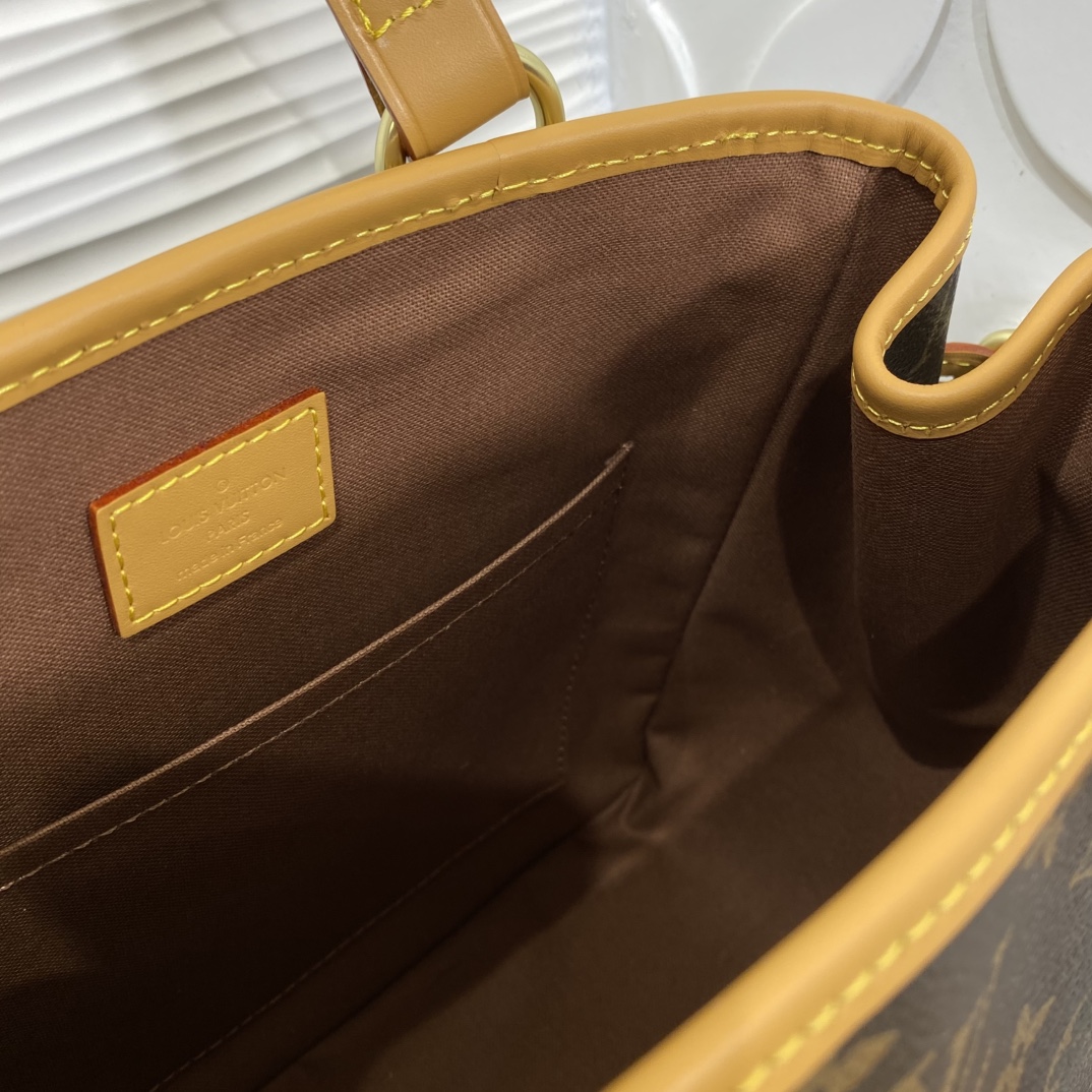 LOUIS VUITTON M51153 Monogram Bag