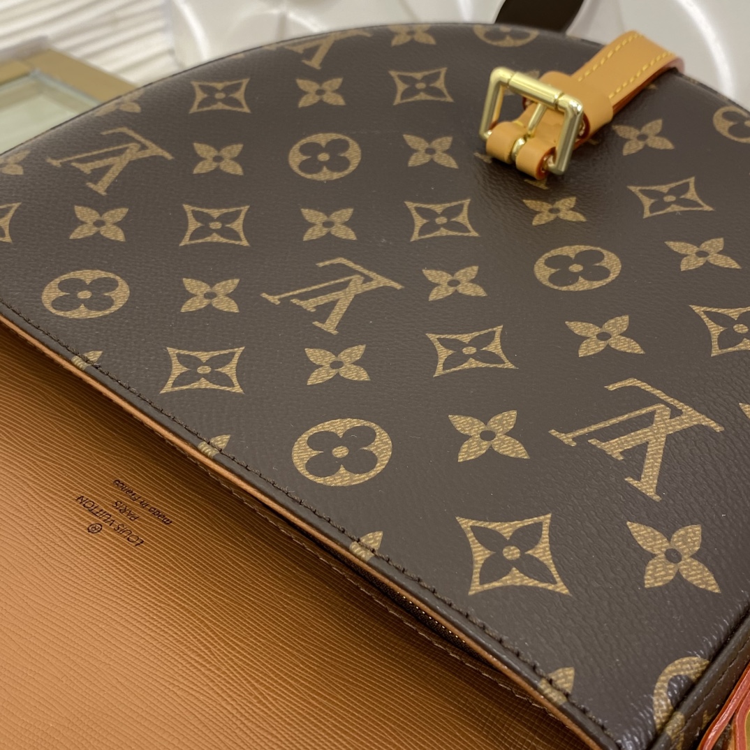 LOUIS VUITTON Monogram Saddle Bag M51233