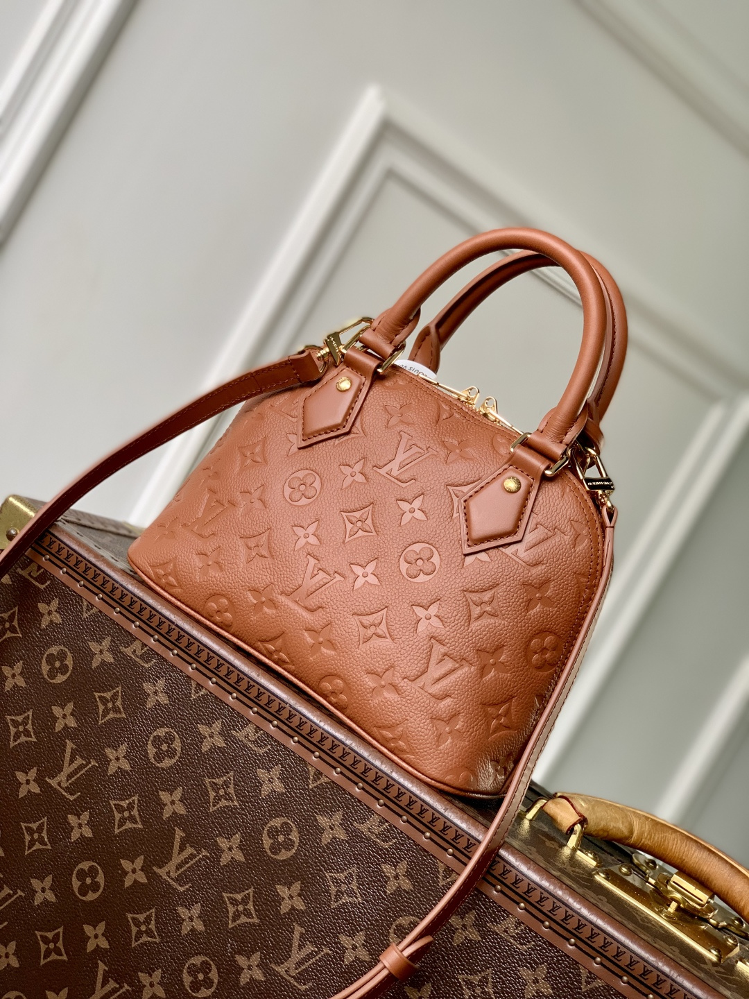 LOUIS VUITTON M28661 New Alma BB