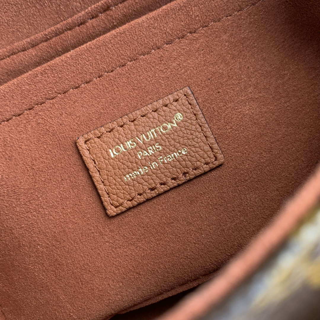 Louis Vuitton M27066 Brown BB Handbag