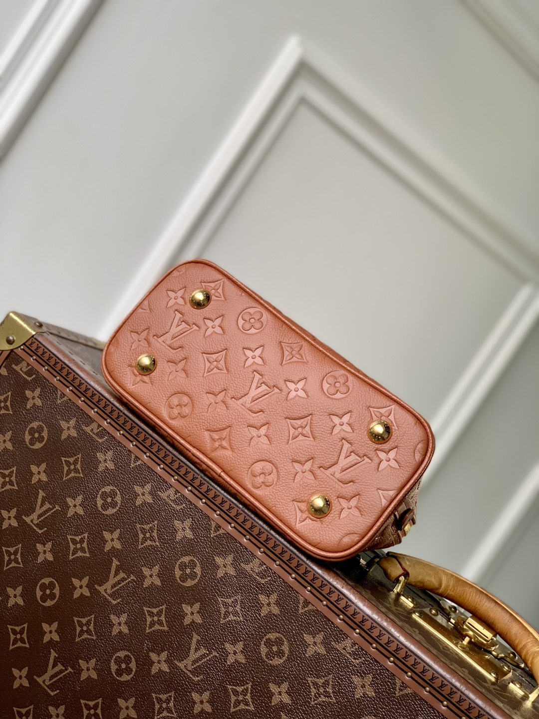 LOUIS VUITTON M28661 New Alma BB
