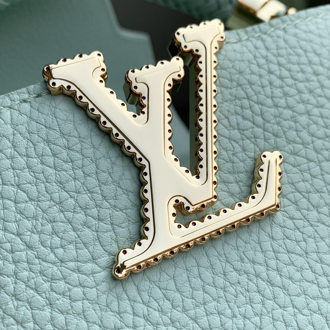 LOUIS VUITTON Capucines Green Mini Bag