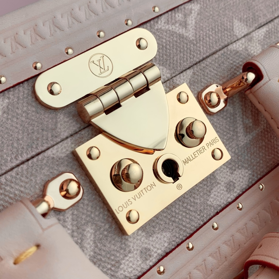 LOUIS VUITTON M14592 Petite Valise