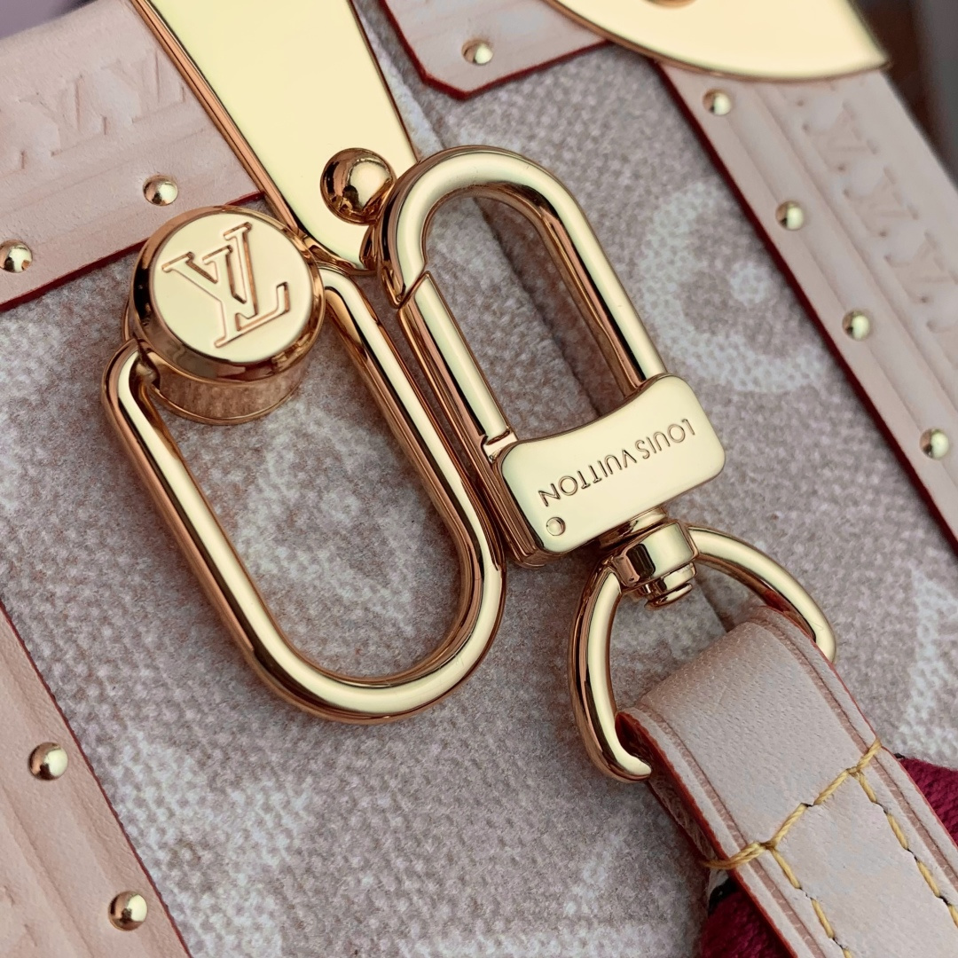 LOUIS VUITTON M14592 Petite Valise