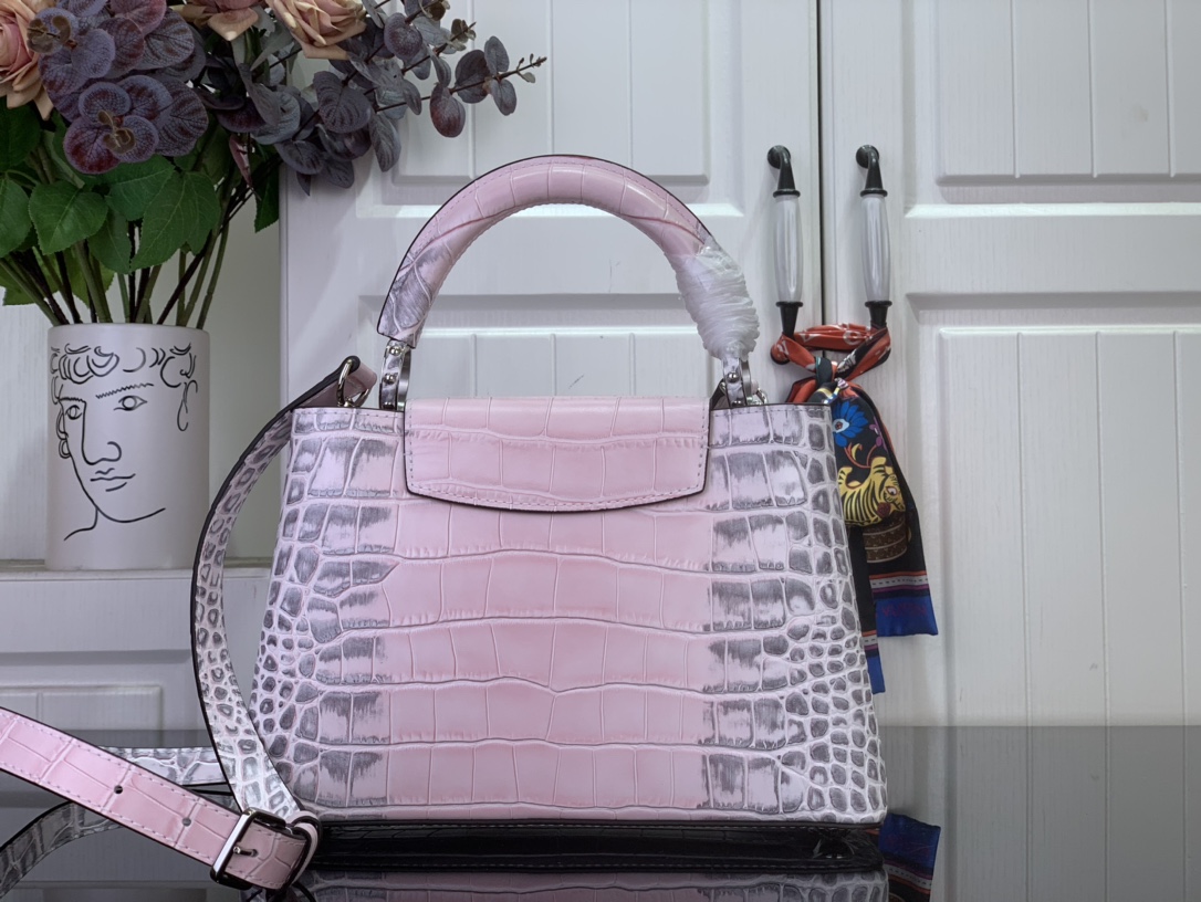 LOUIS VUITTON Capucines Bag Himalaya Pink