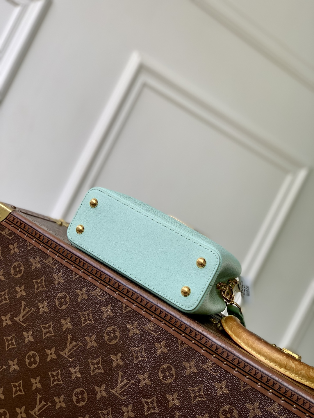 LOUIS VUITTON Capucines Green Mini Bag