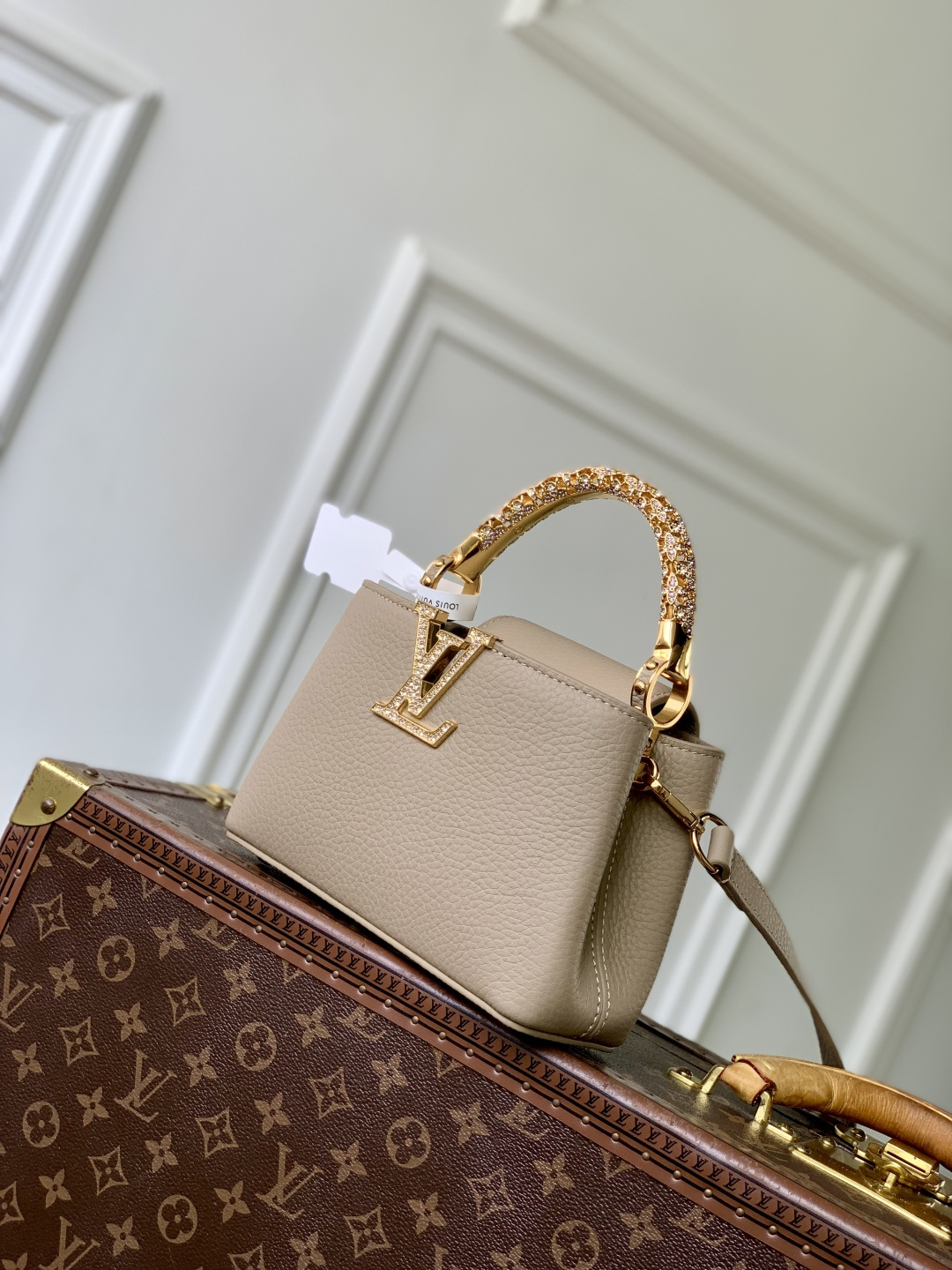 LOUIS VUITTON Capucines Grey Mini Bag