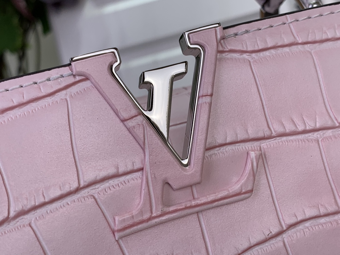 LOUIS VUITTON Capucines Bag Himalaya Pink